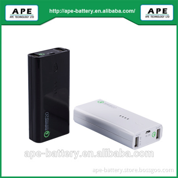 Compatible Qualcomm Quick Charge 2.0 Power bank Charges up to 75% faster than conventional technology